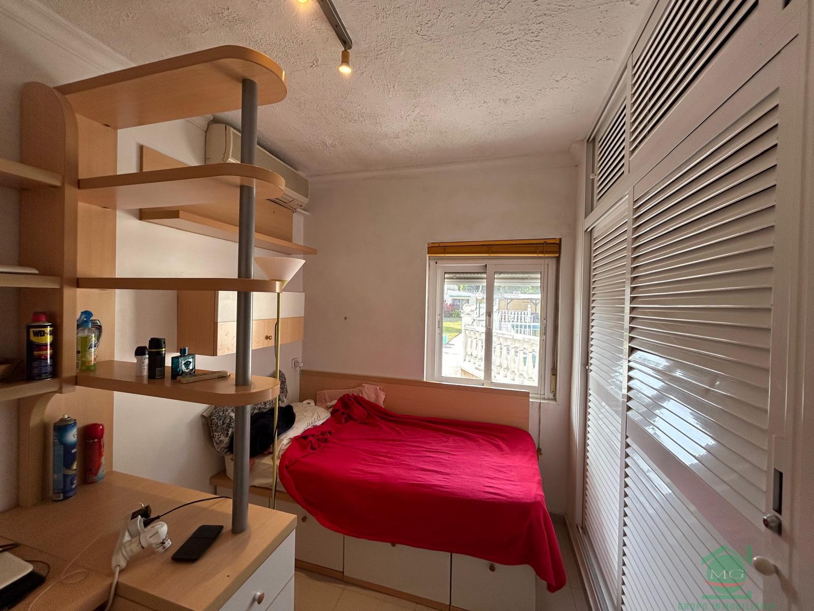 For sale of chalet in Los Barrios