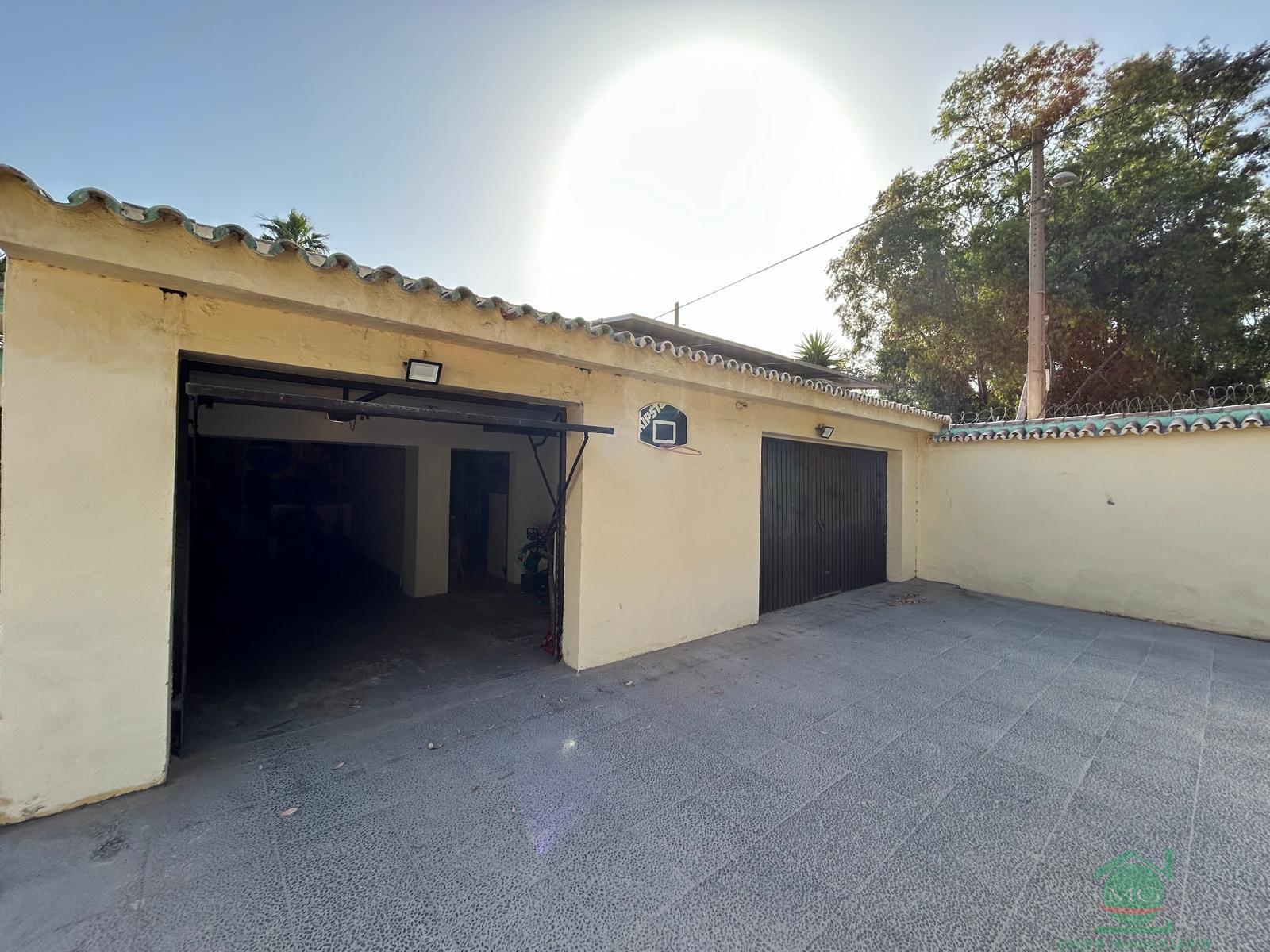 For sale of chalet in Los Barrios