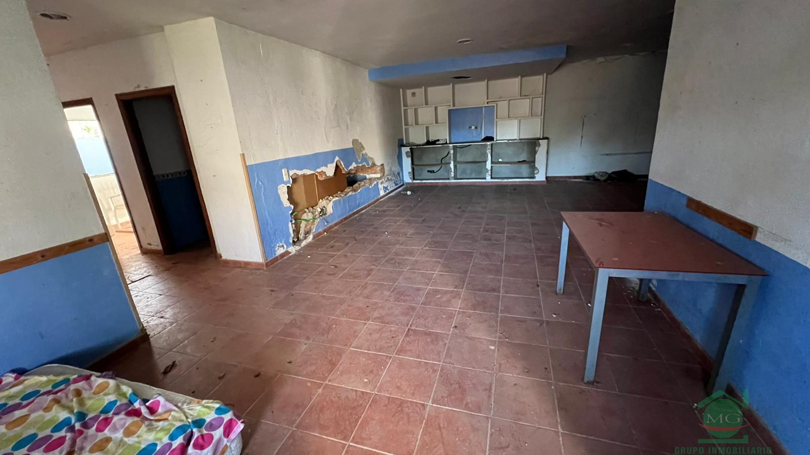 For sale of chalet in San Roque