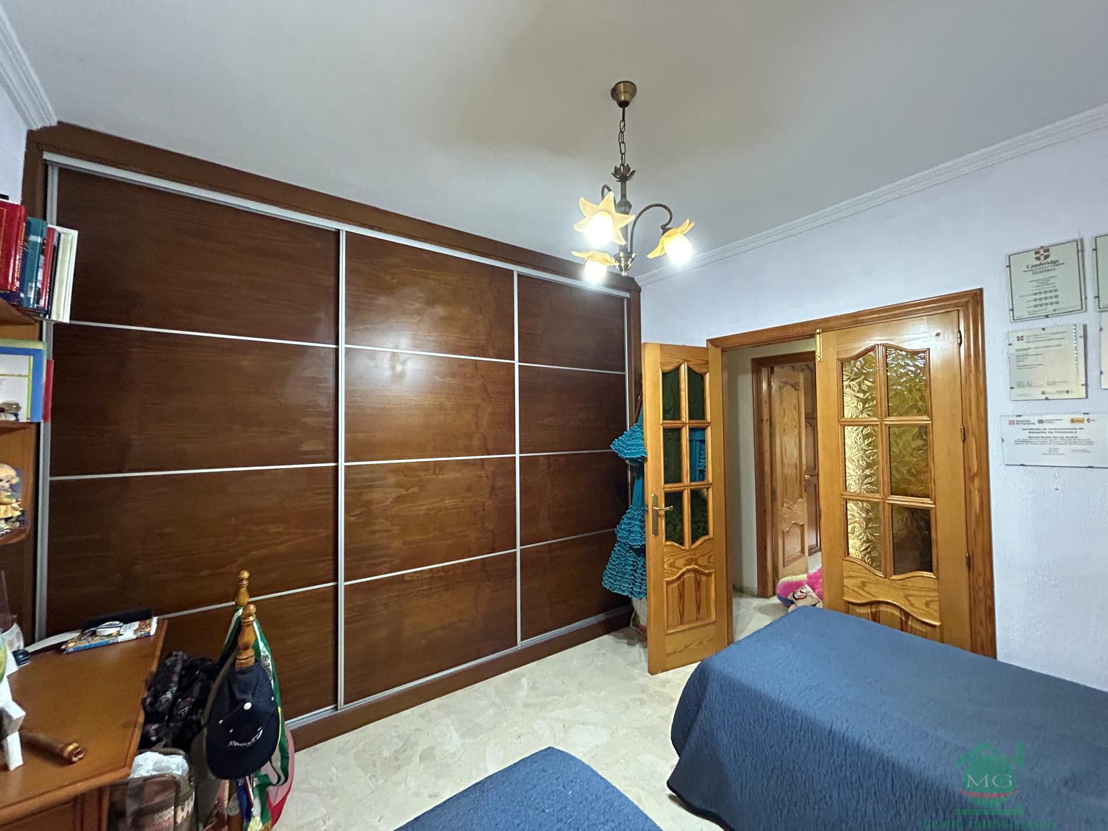 For sale of house in Los Barrios