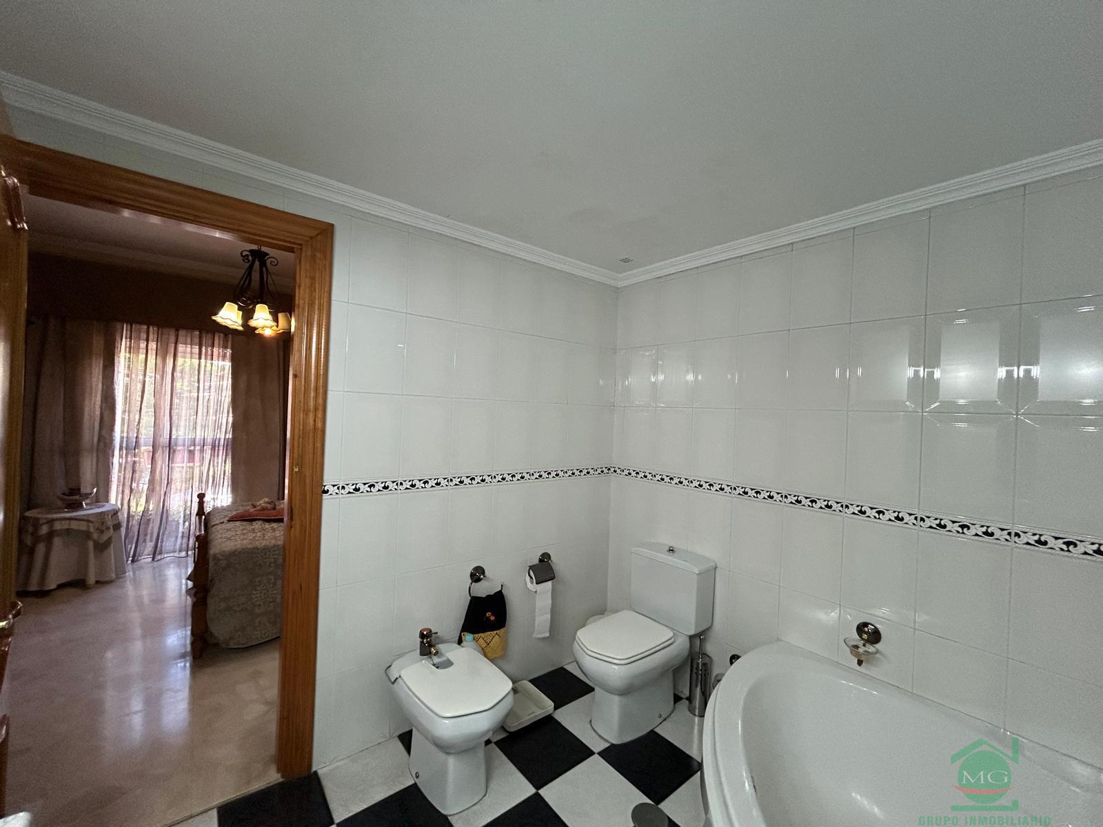 For sale of house in Los Barrios