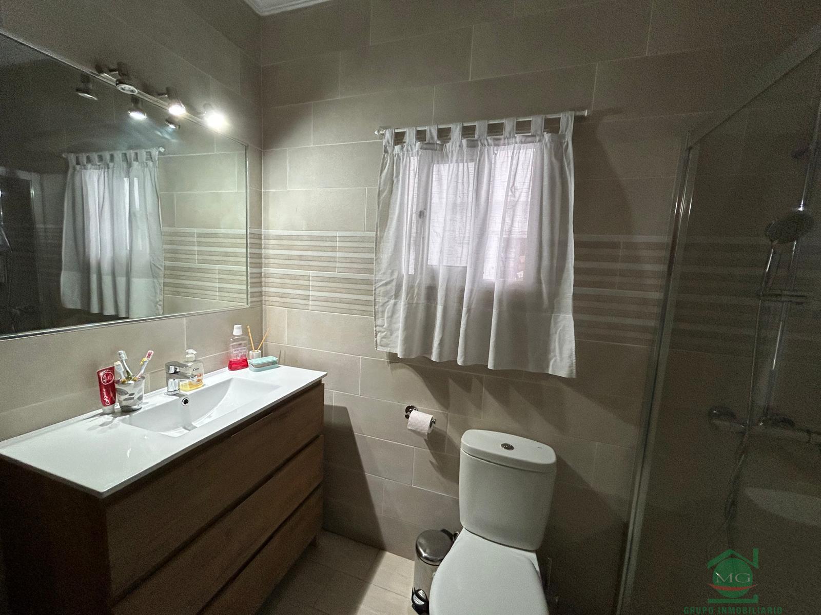 For sale of house in Los Barrios