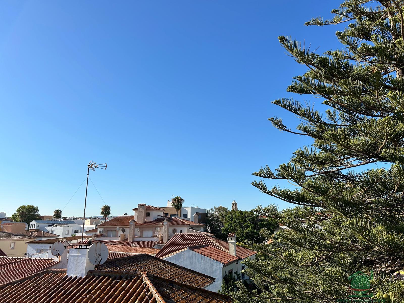 For sale of house in Los Barrios
