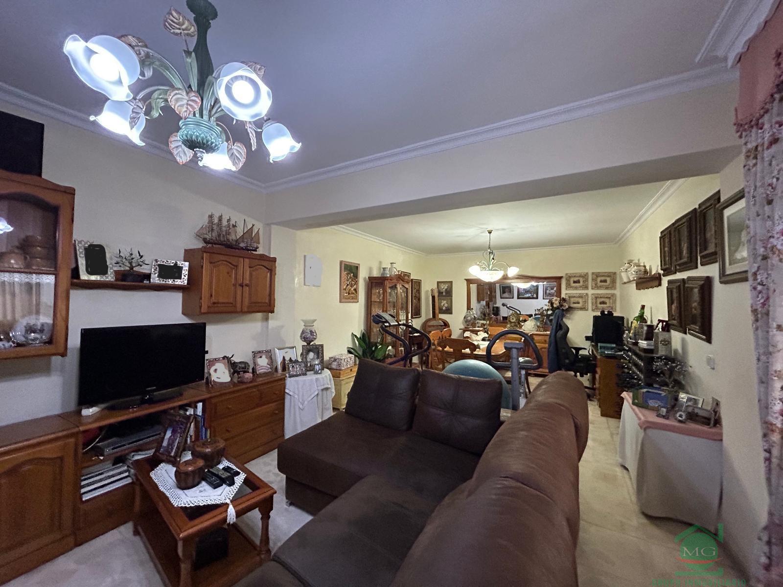 For sale of house in Los Barrios