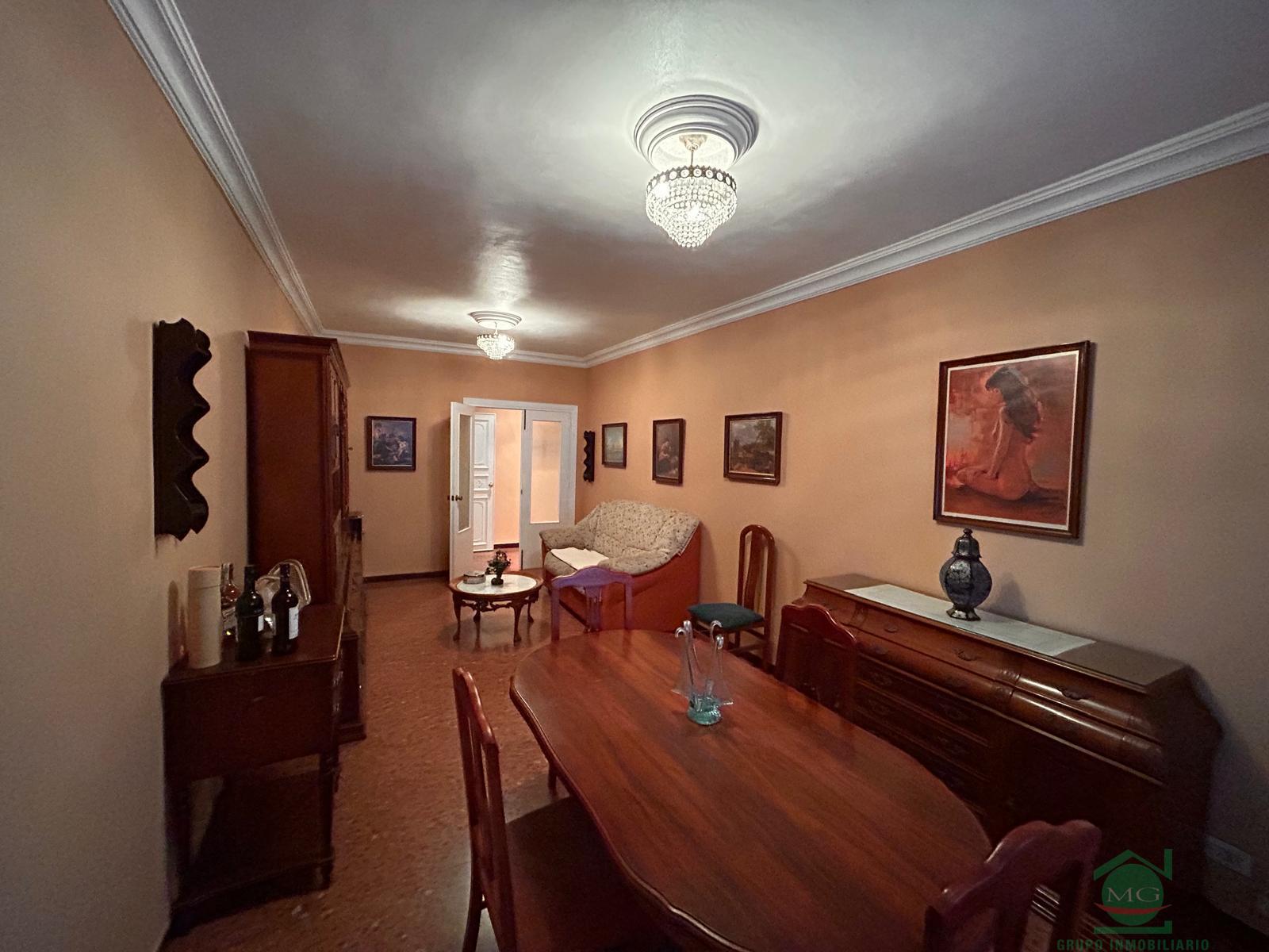 For sale of house in Algeciras