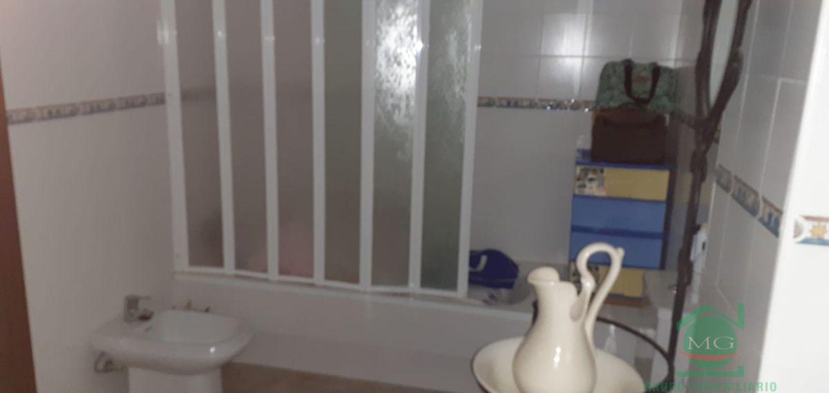 For sale of house in San Roque