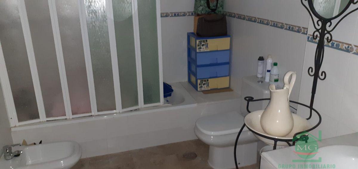 For sale of house in San Roque
