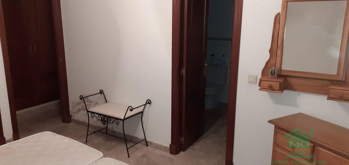 For sale of house in San Roque