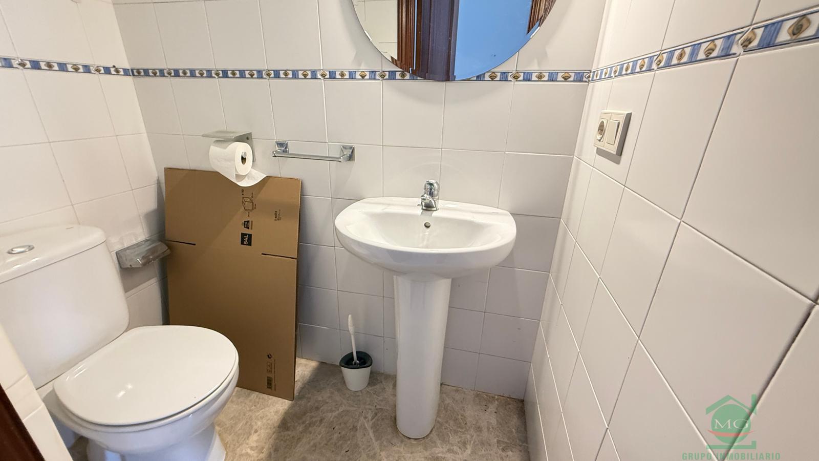 For sale of house in San Roque