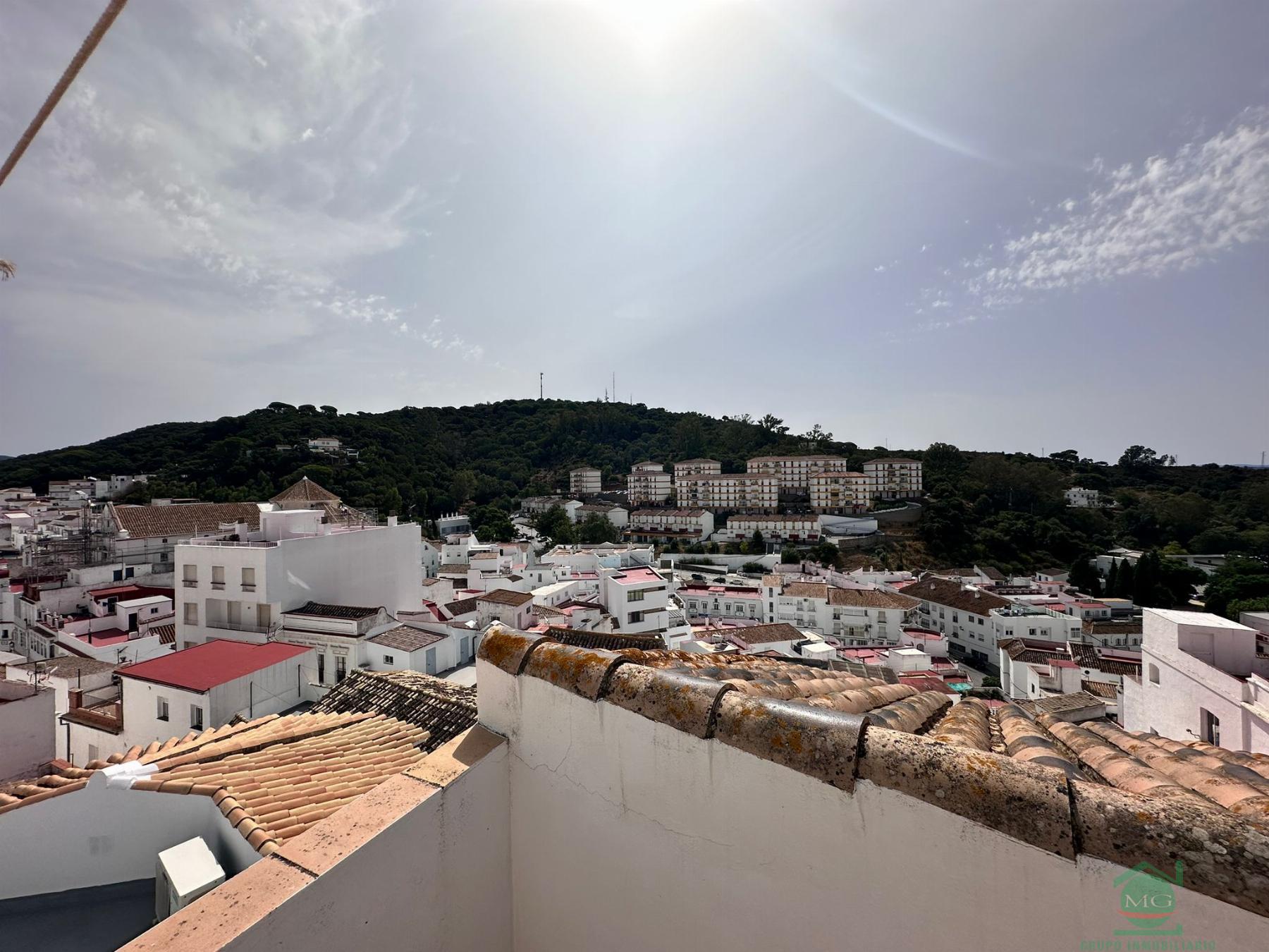 For sale of apartment in Alcalá de los Gazules