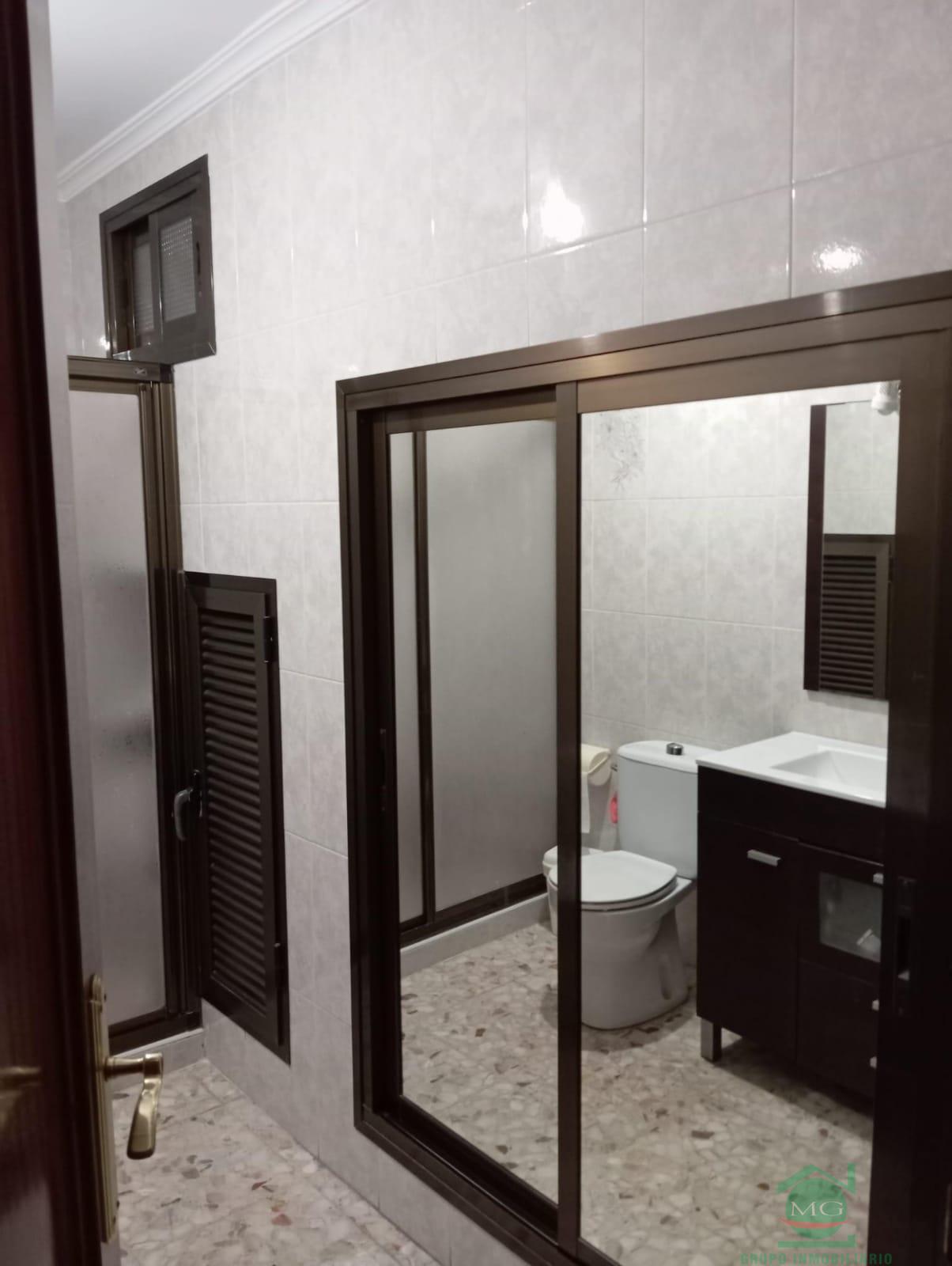 For sale of house in Alcalá de los Gazules