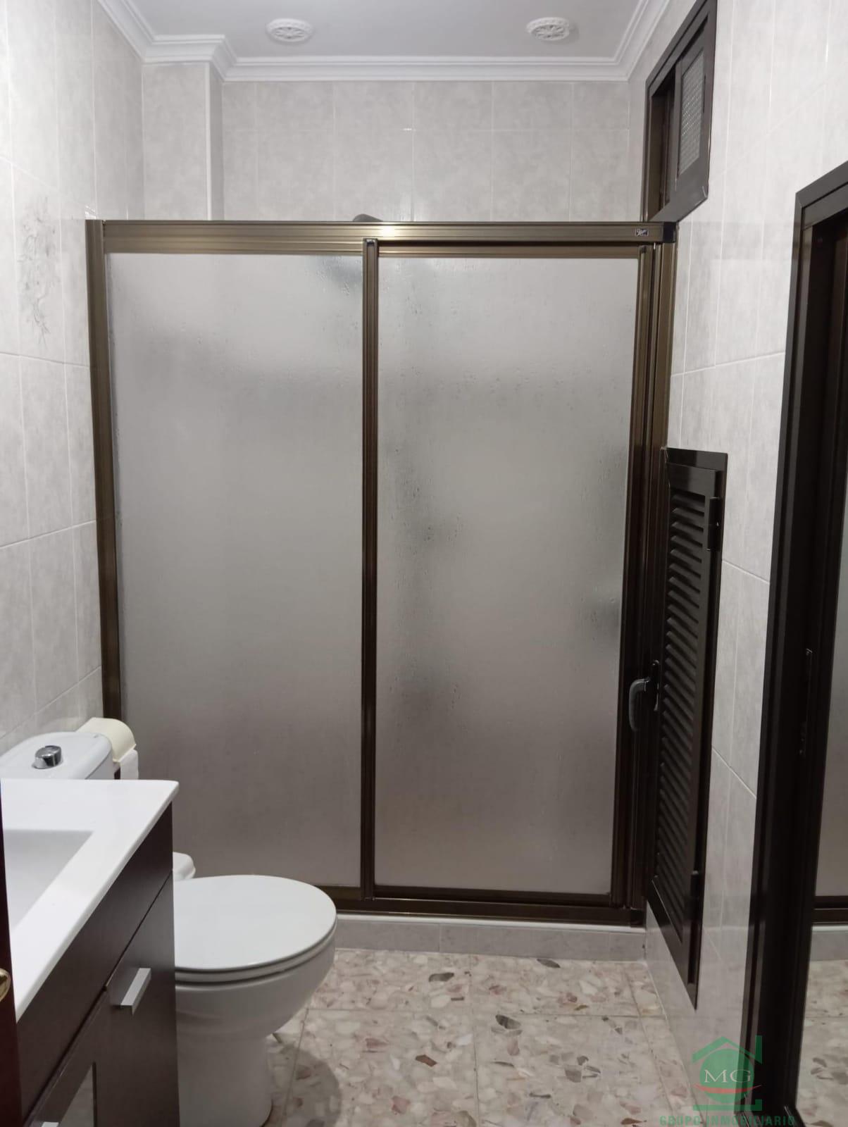 For sale of house in Alcalá de los Gazules