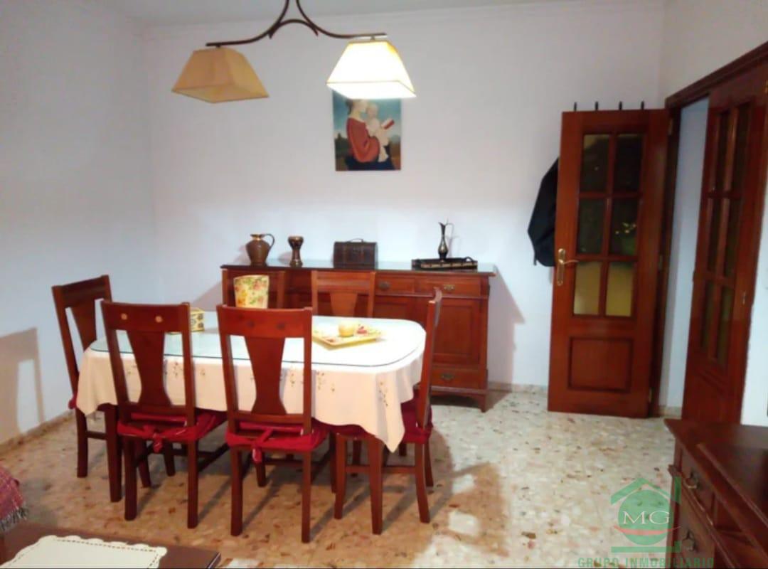 For sale of house in Alcalá de los Gazules