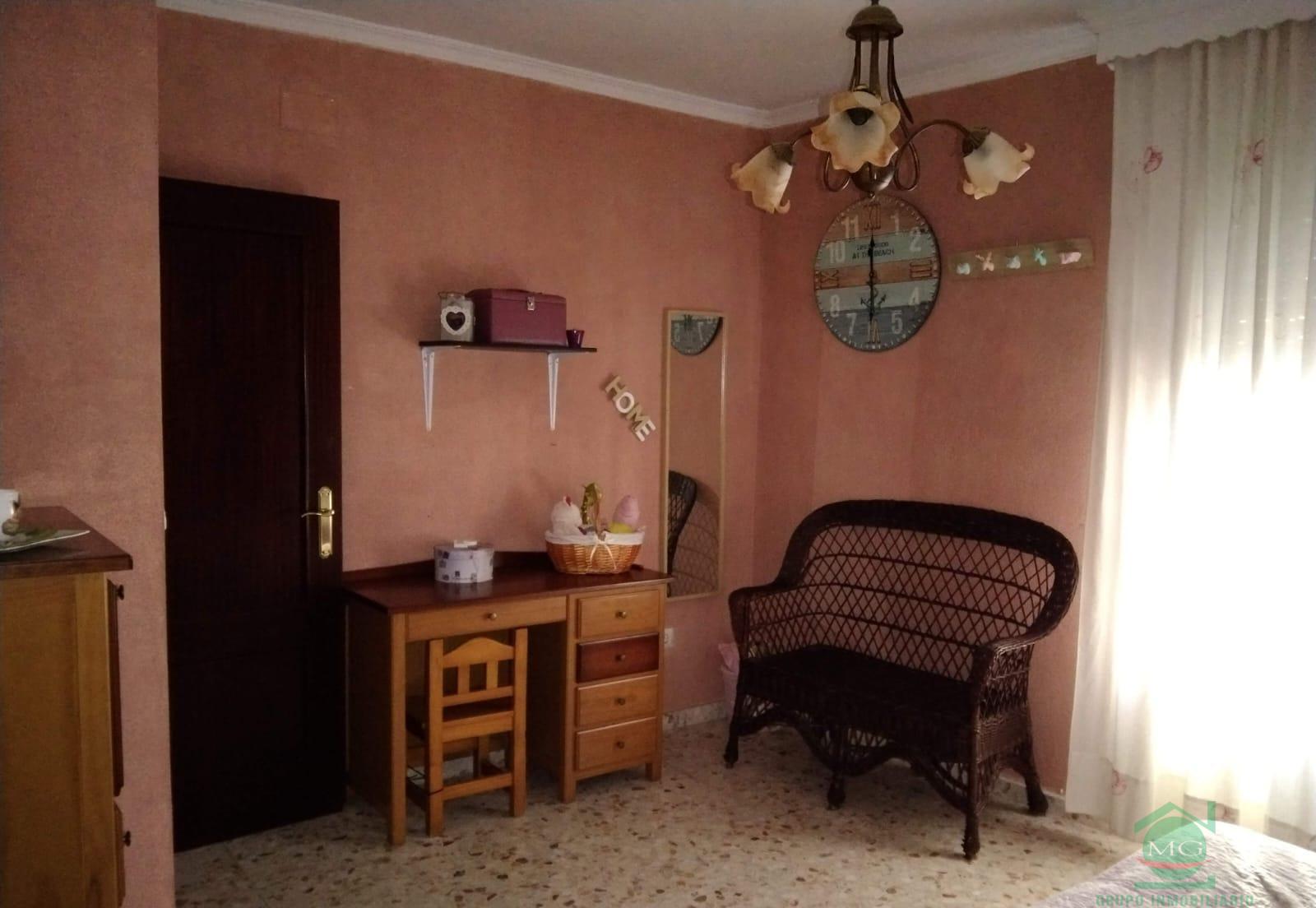 For sale of house in Alcalá de los Gazules