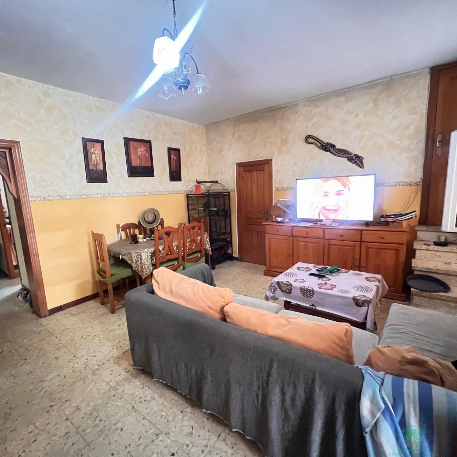 For sale of house in Taraguilla