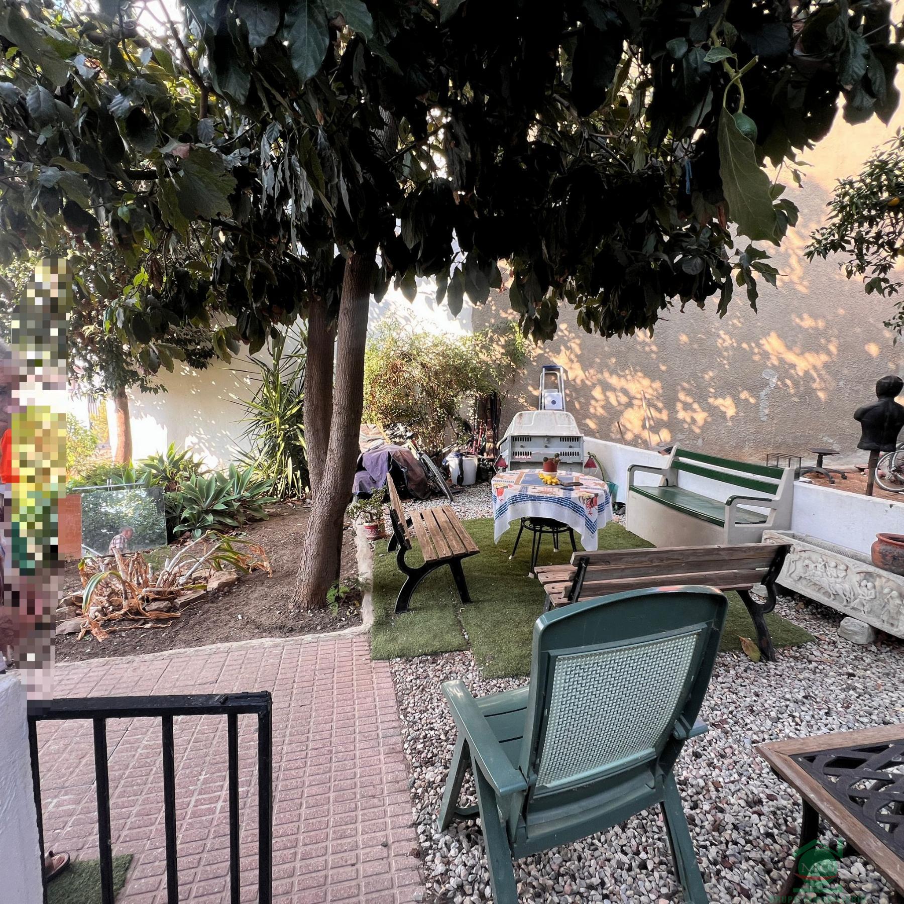 For sale of house in Taraguilla