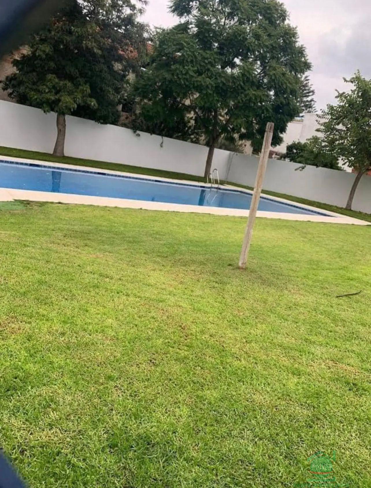 For sale of house in San Roque