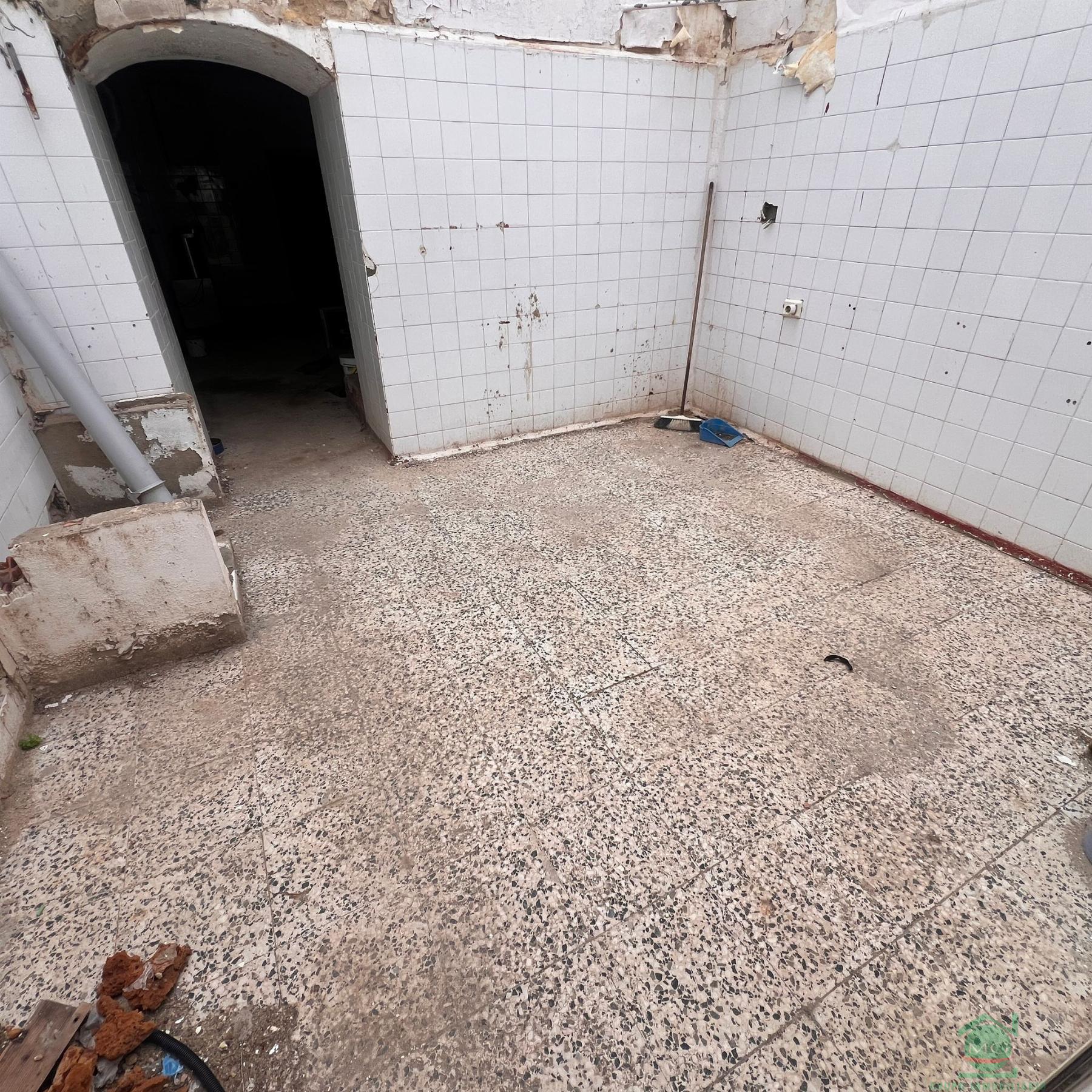 For sale of house in San Roque