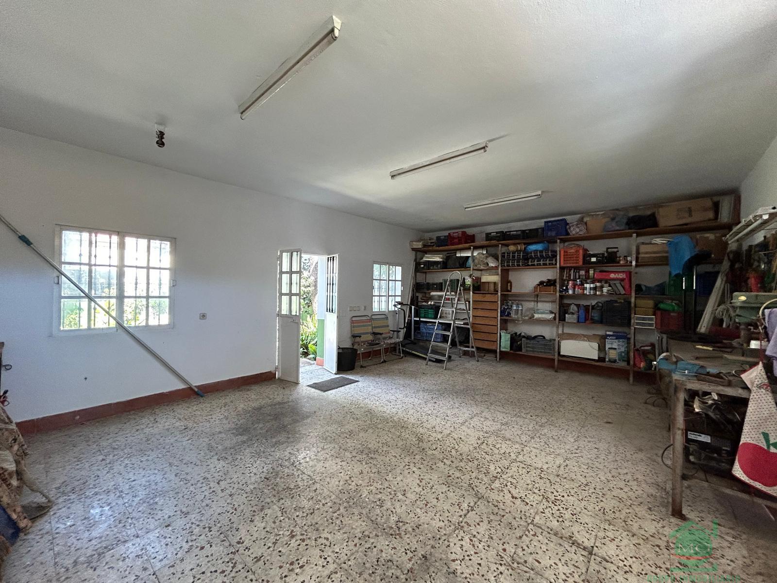 For sale of house in Jimena de la Frontera