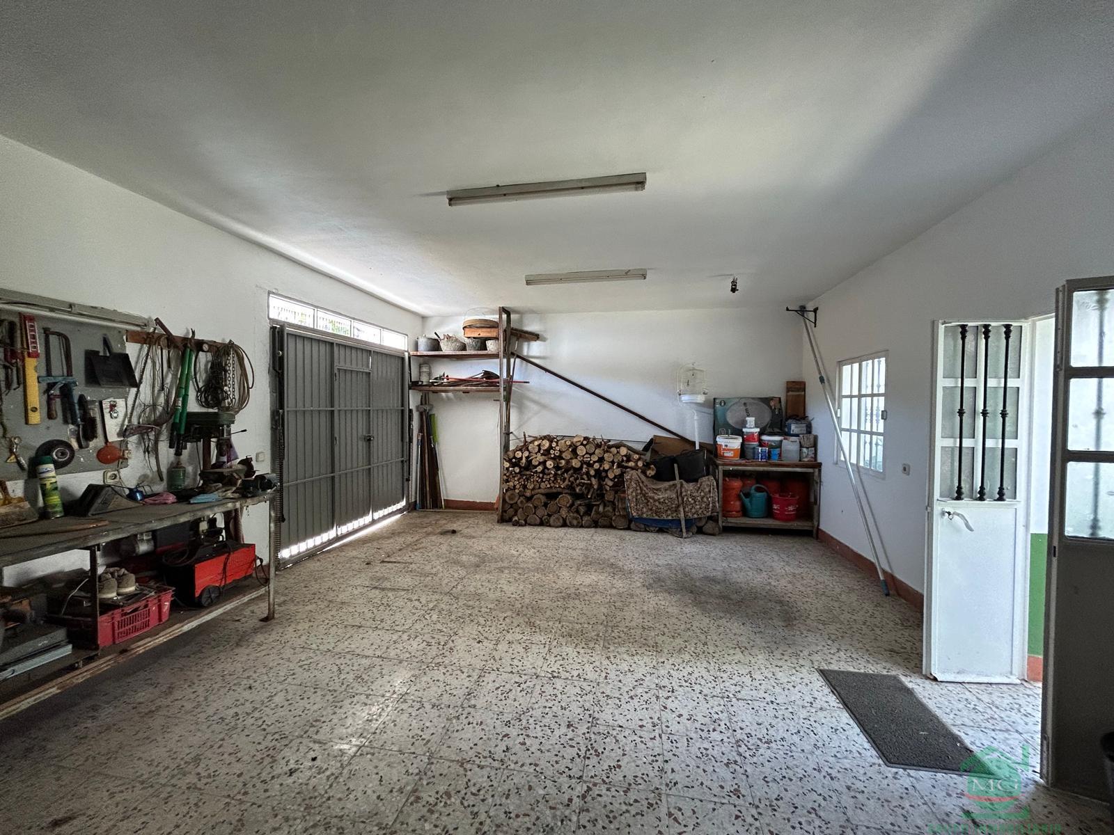 For sale of house in Jimena de la Frontera