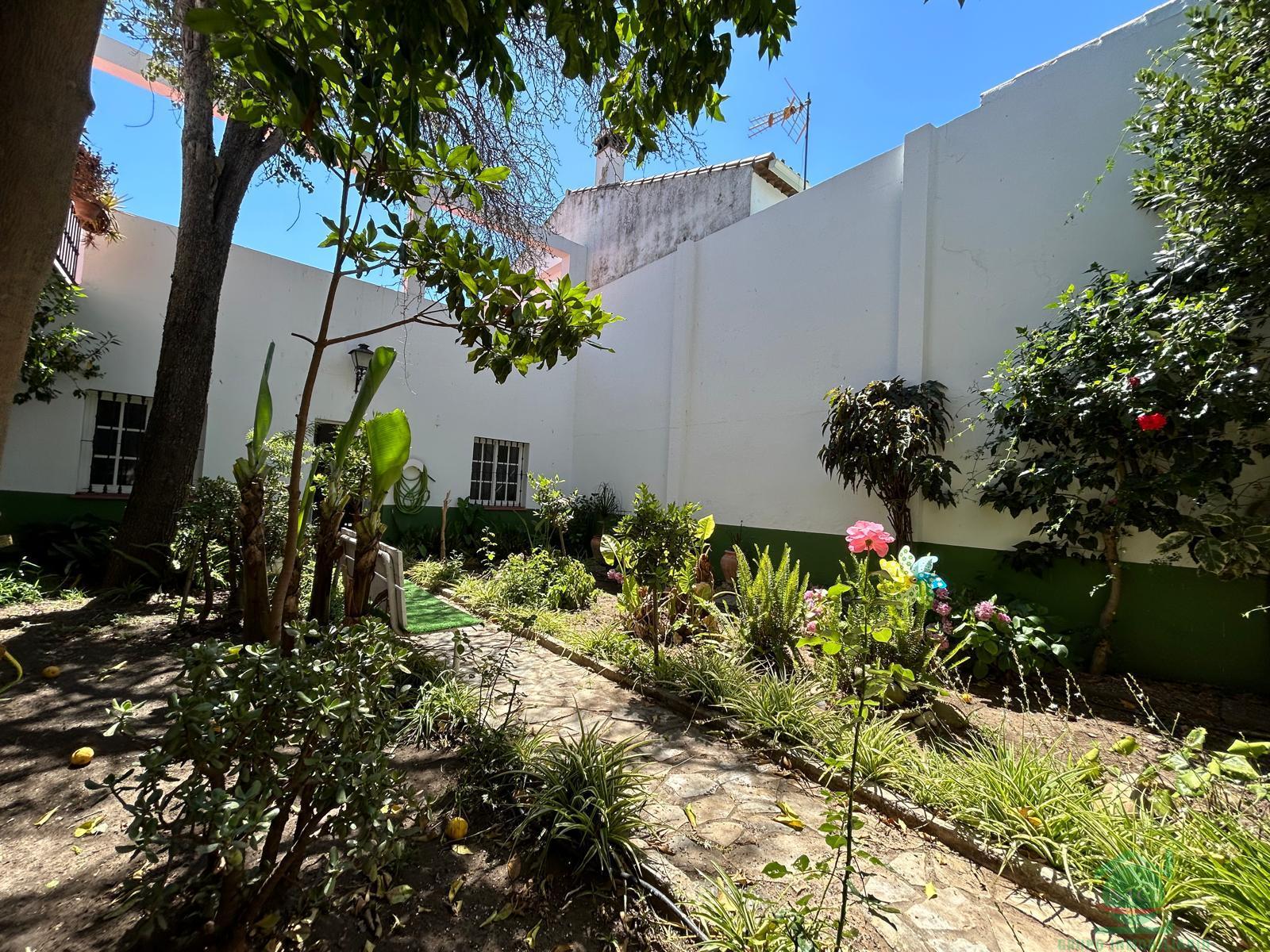 For sale of house in Jimena de la Frontera