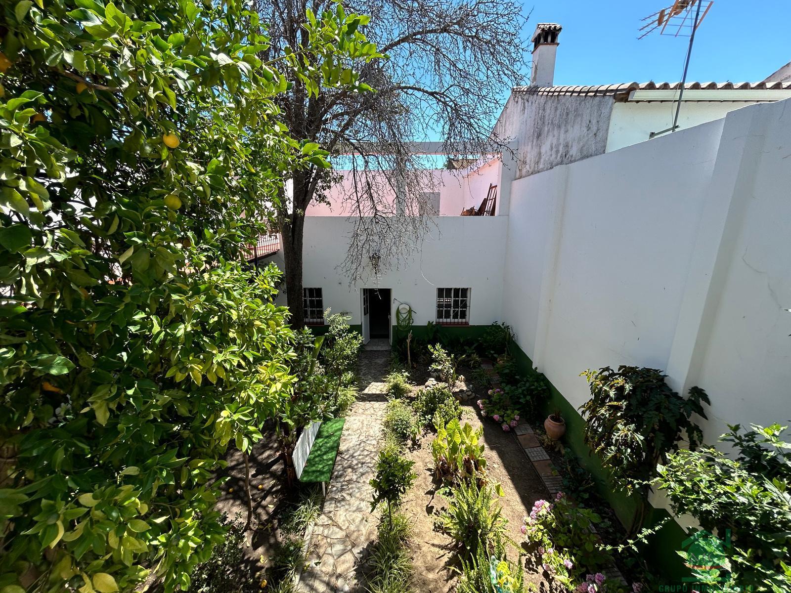 For sale of house in Jimena de la Frontera