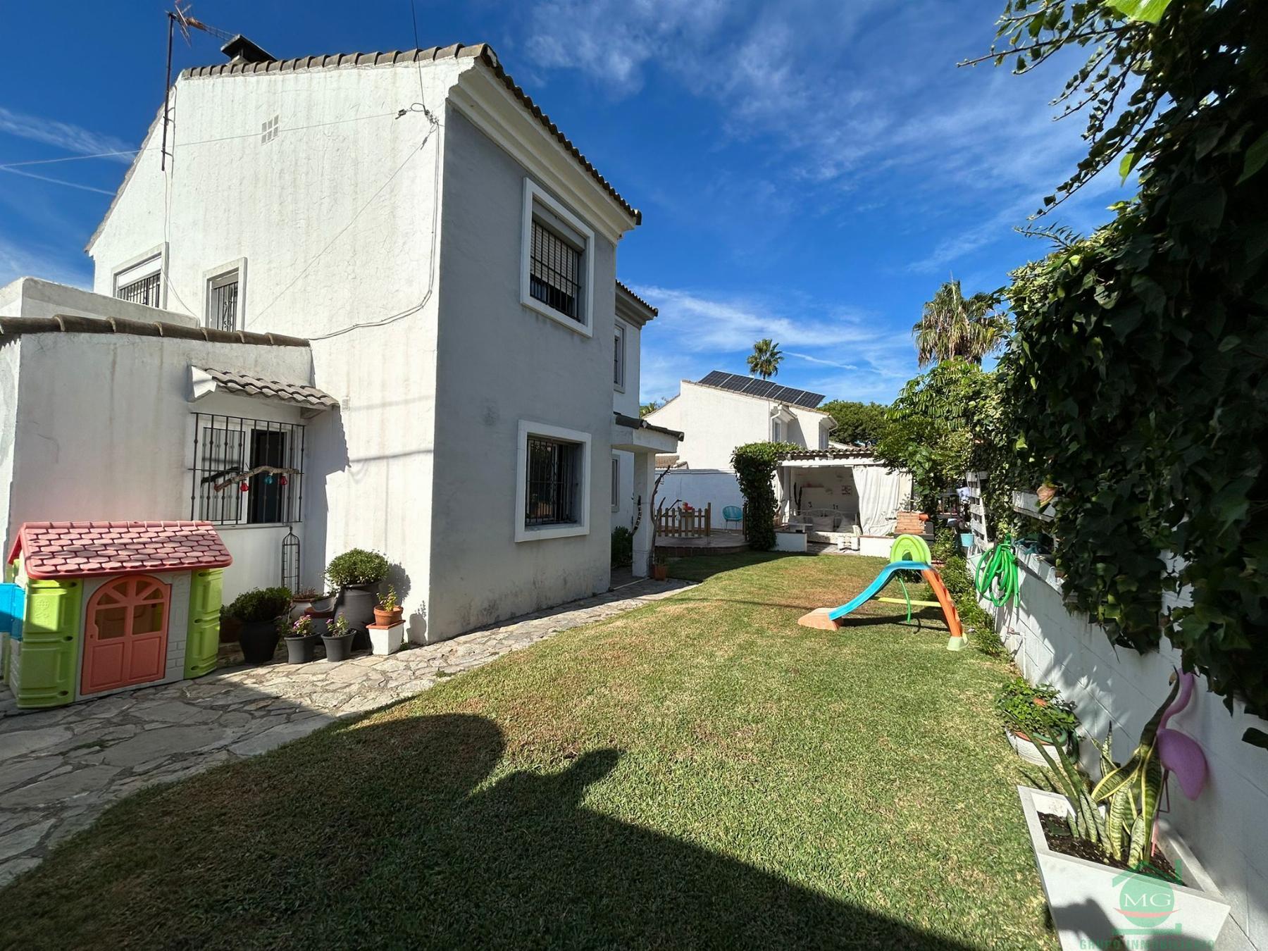 For sale of chalet in Los Barrios