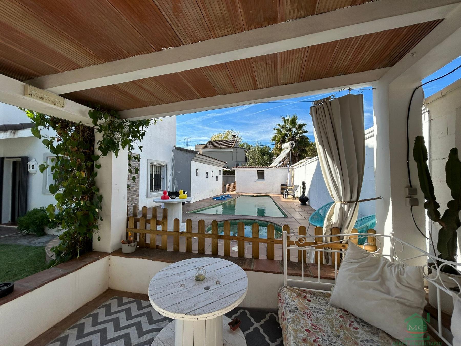 For sale of chalet in Los Barrios