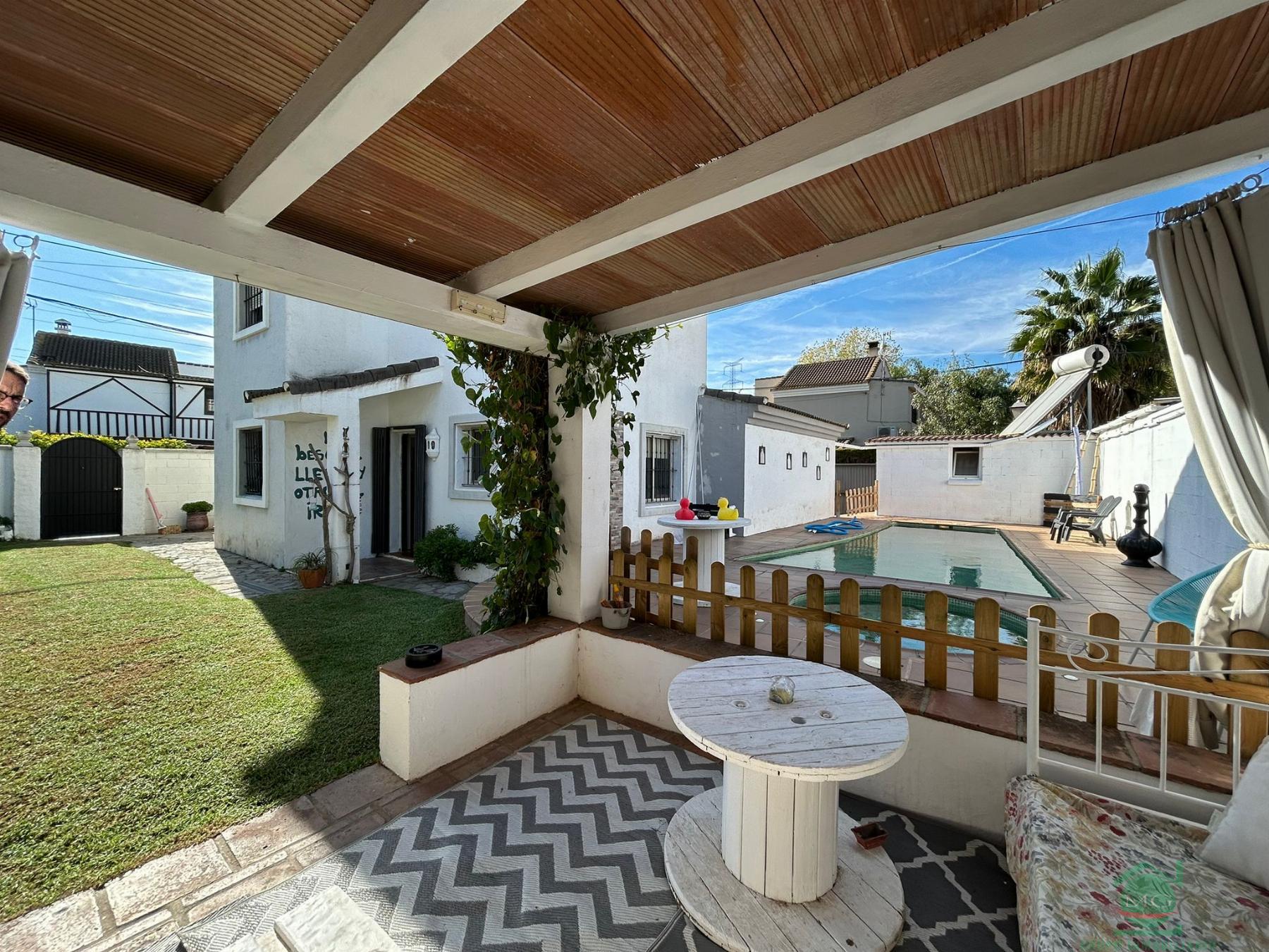 For sale of chalet in Los Barrios