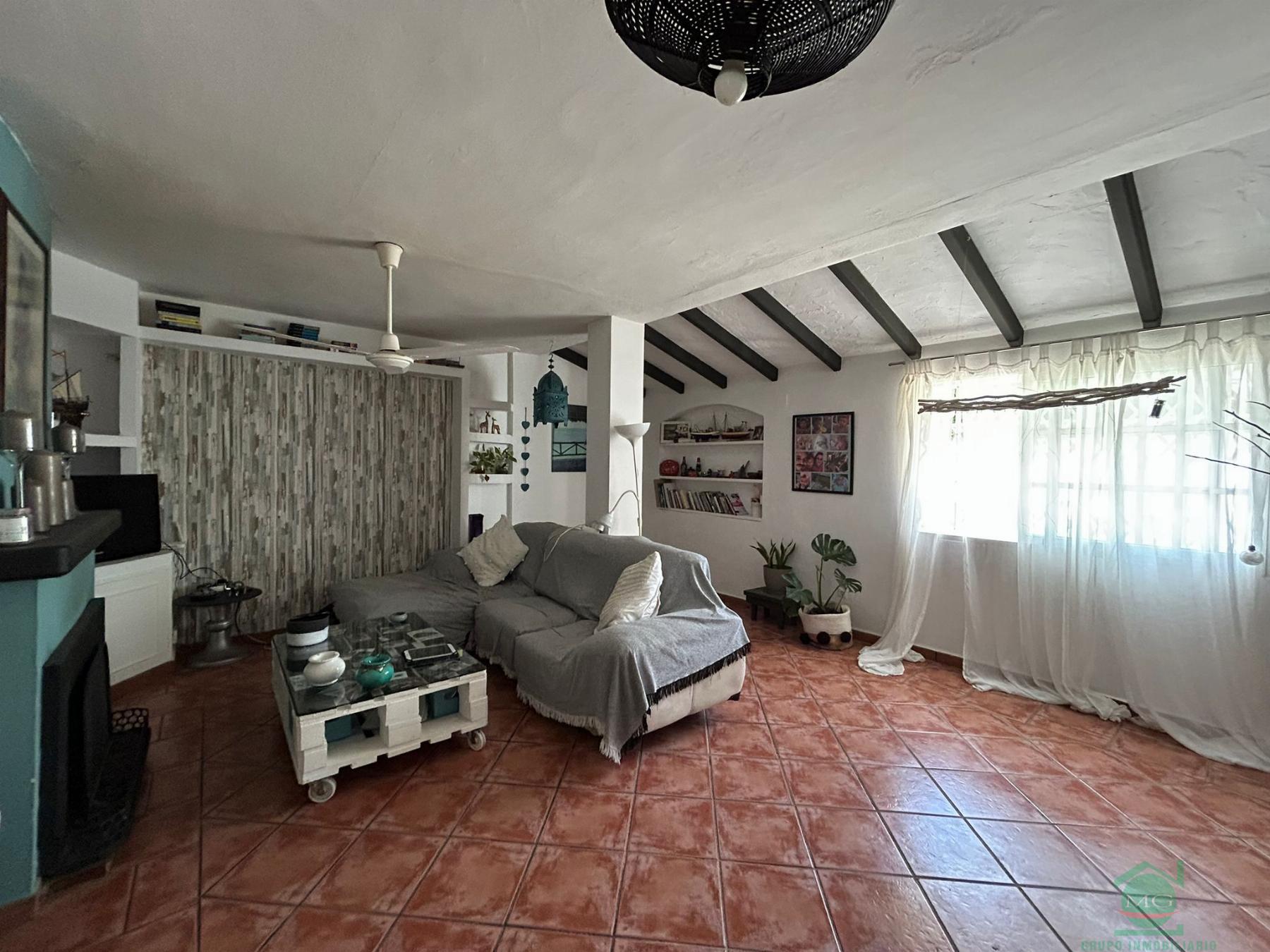 For sale of chalet in Los Barrios