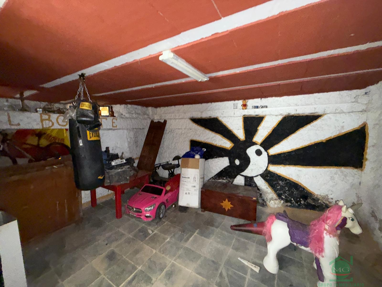 For sale of house in San Roque