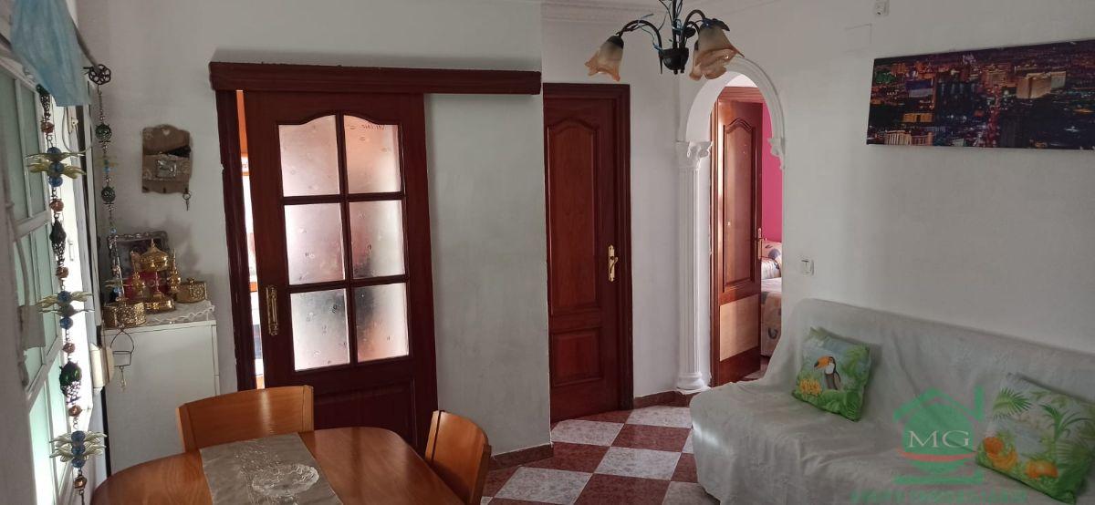 For sale of house in La Linea de la Concepcion