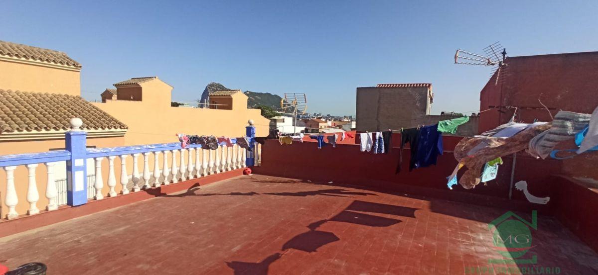 For sale of house in La Linea de la Concepcion