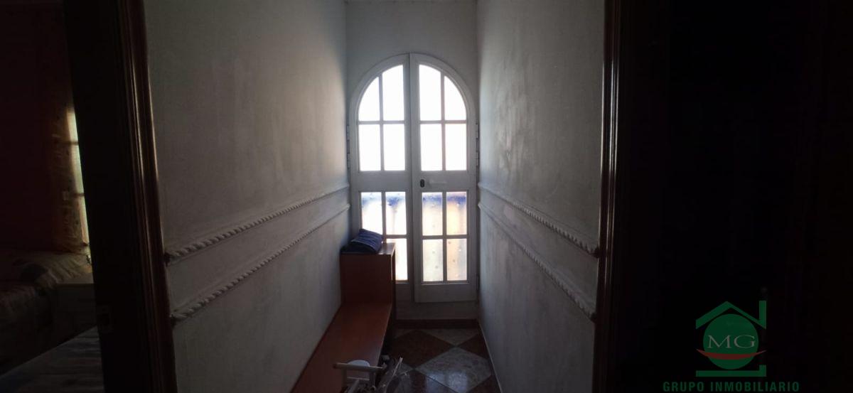 For sale of house in La Linea de la Concepcion