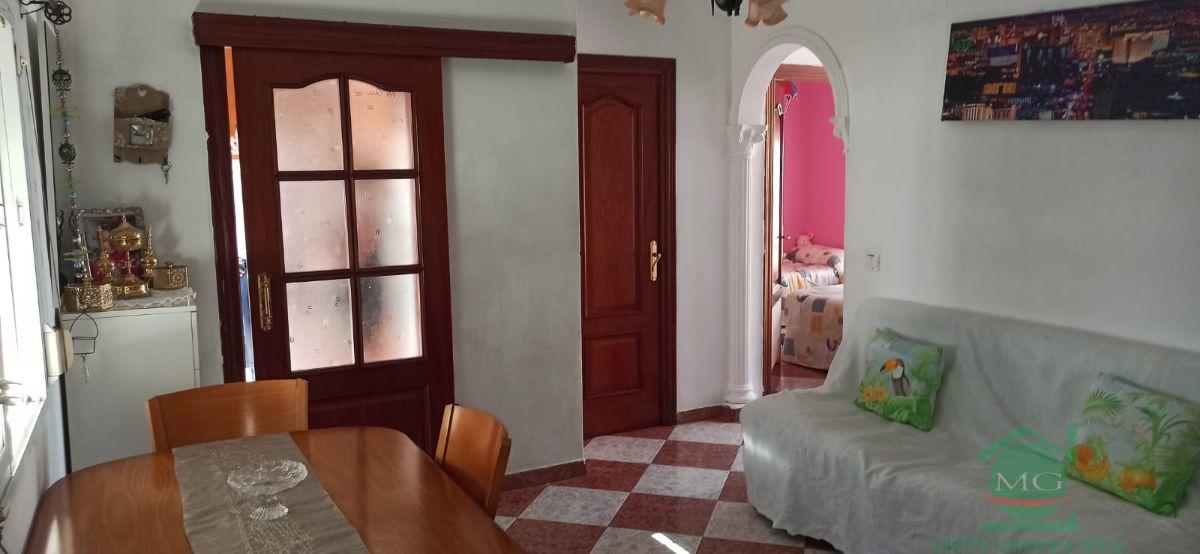 For sale of house in La Linea de la Concepcion