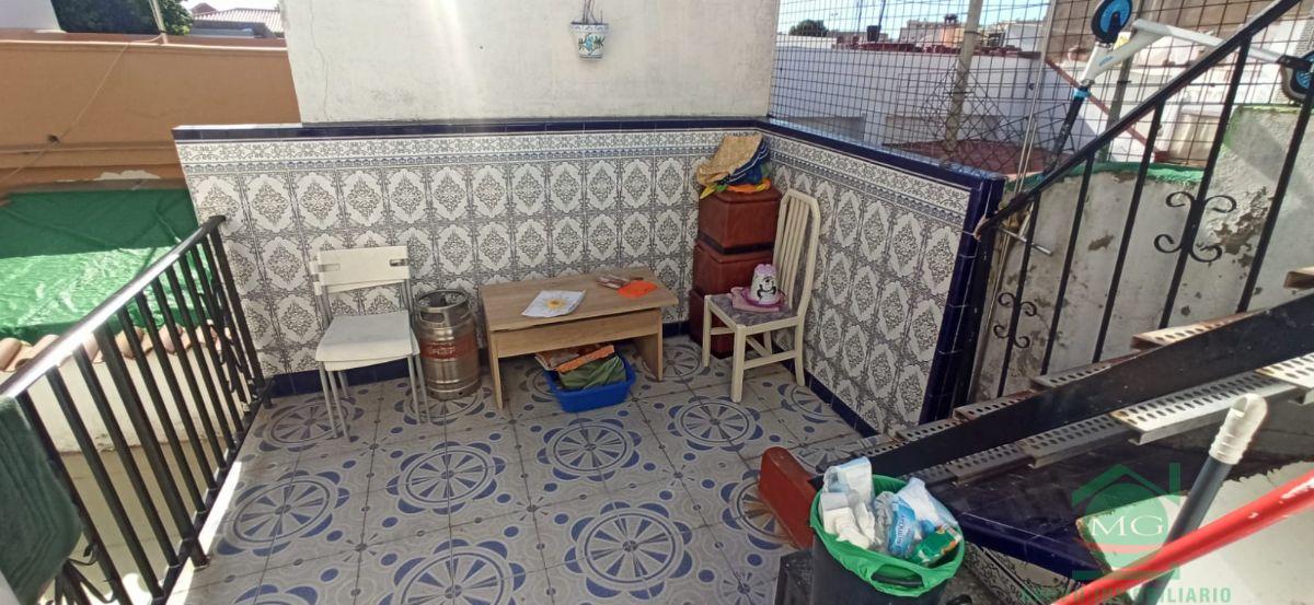 For sale of house in La Linea de la Concepcion