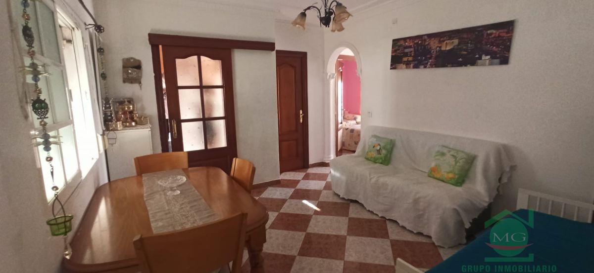 For sale of house in La Linea de la Concepcion