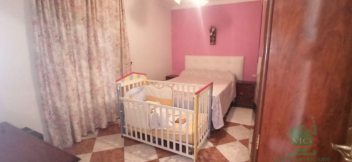 For sale of house in La Linea de la Concepcion