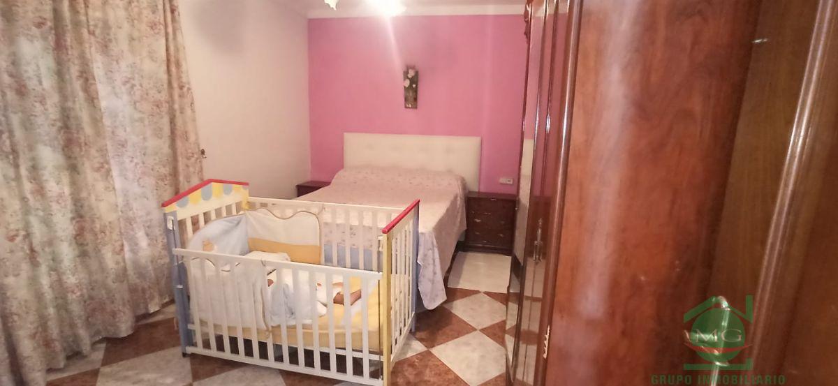 For sale of house in La Linea de la Concepcion