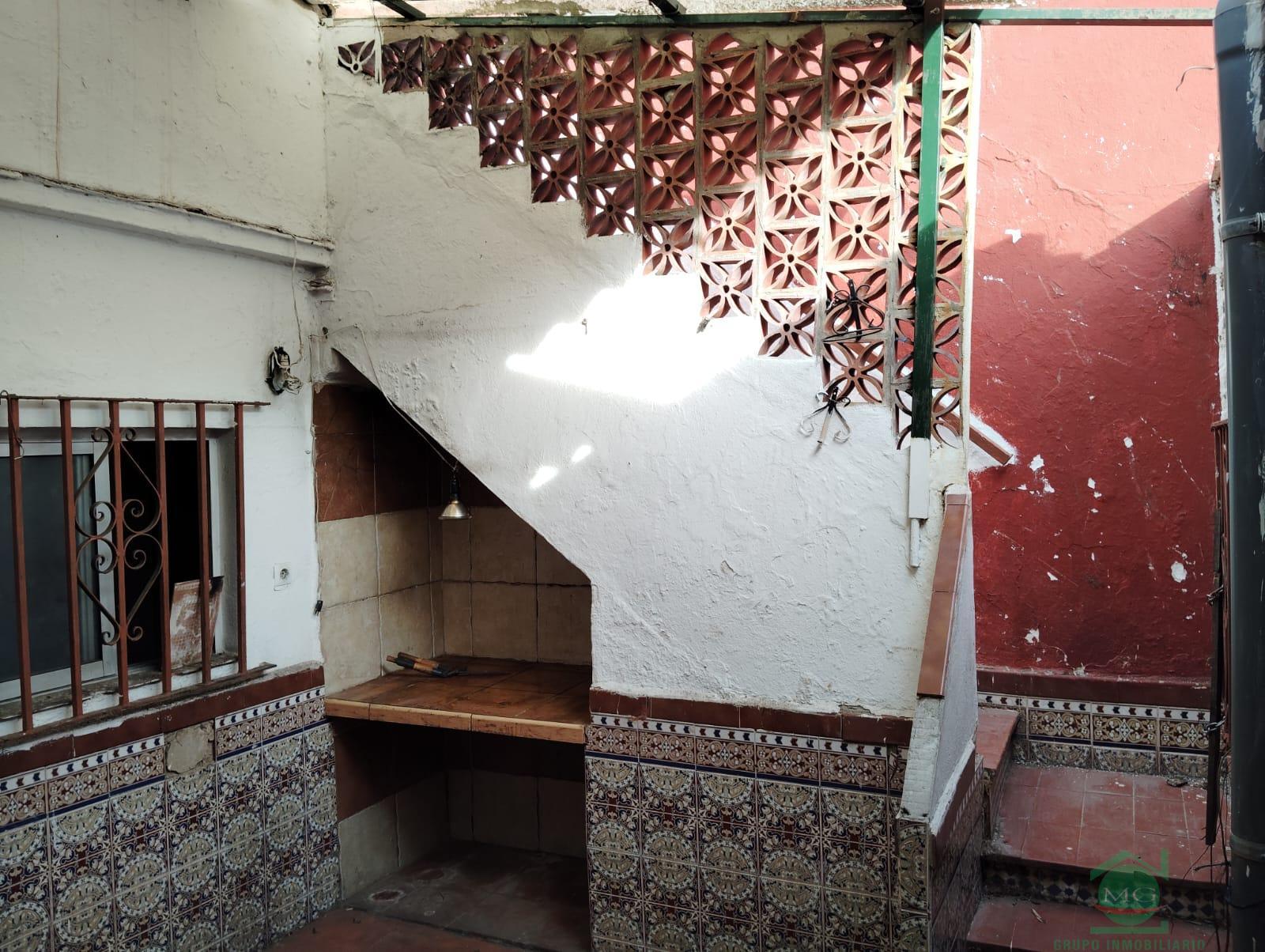For sale of house in Los Barrios