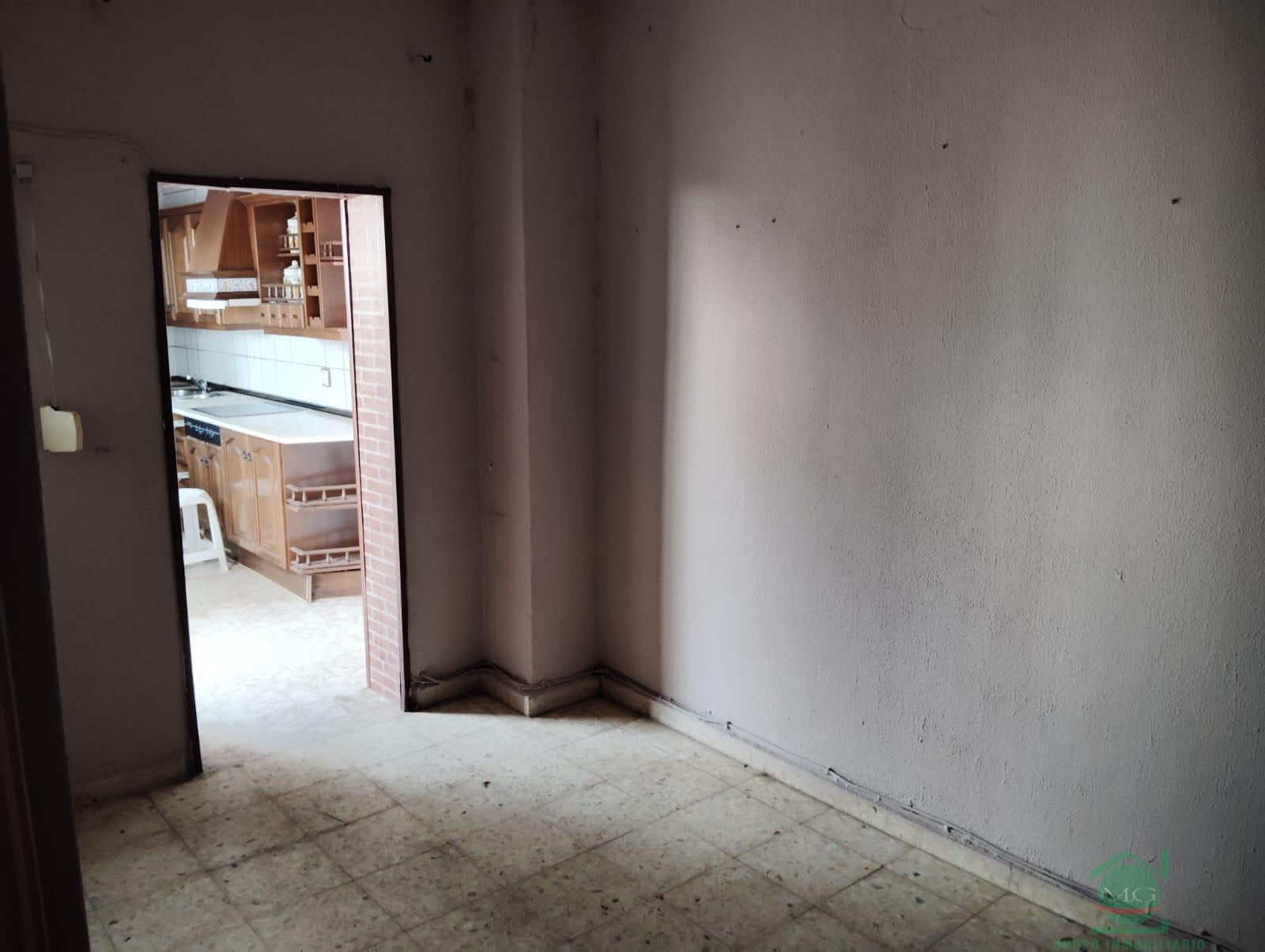 For sale of house in Los Barrios