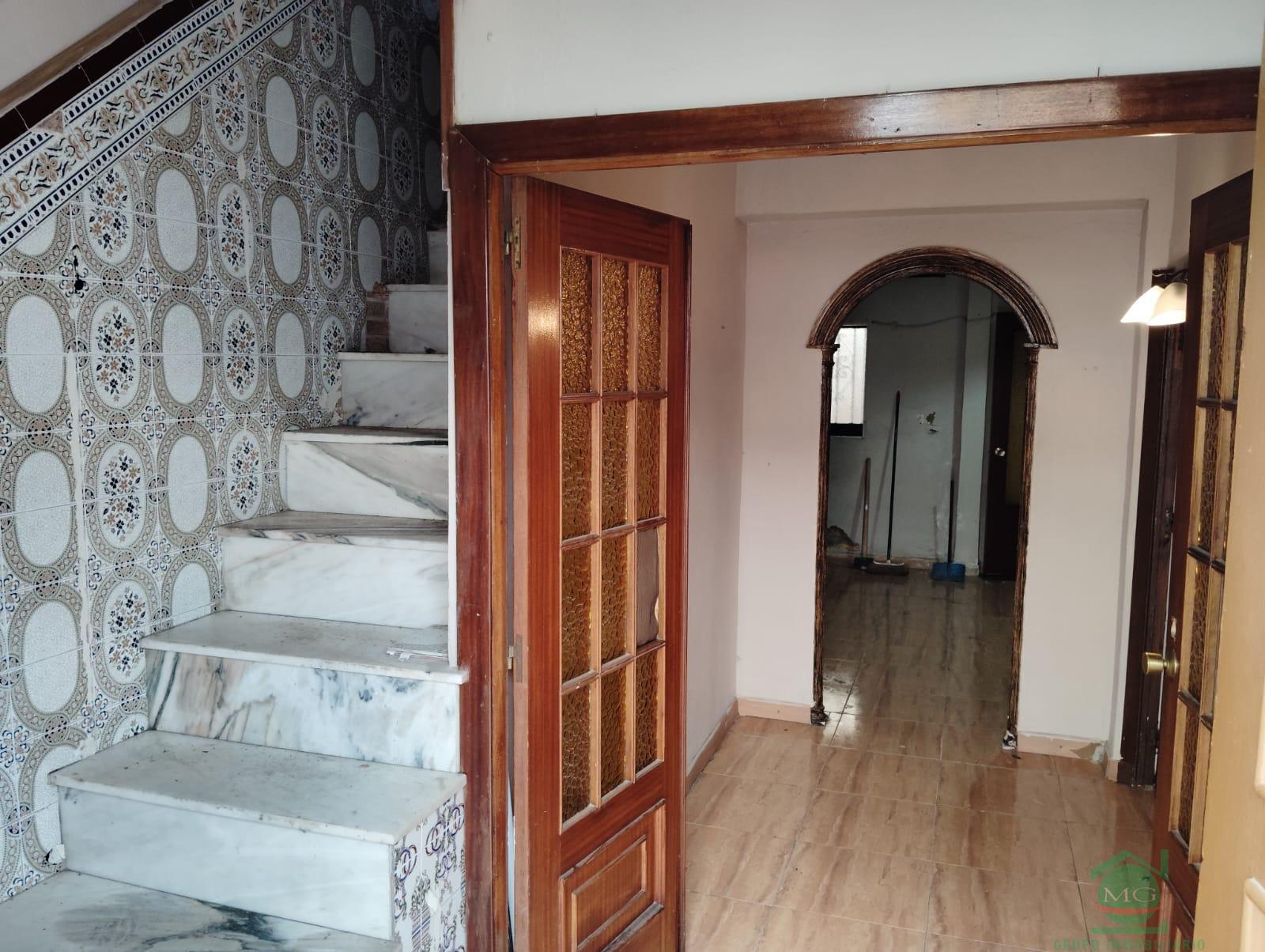 For sale of house in Los Barrios