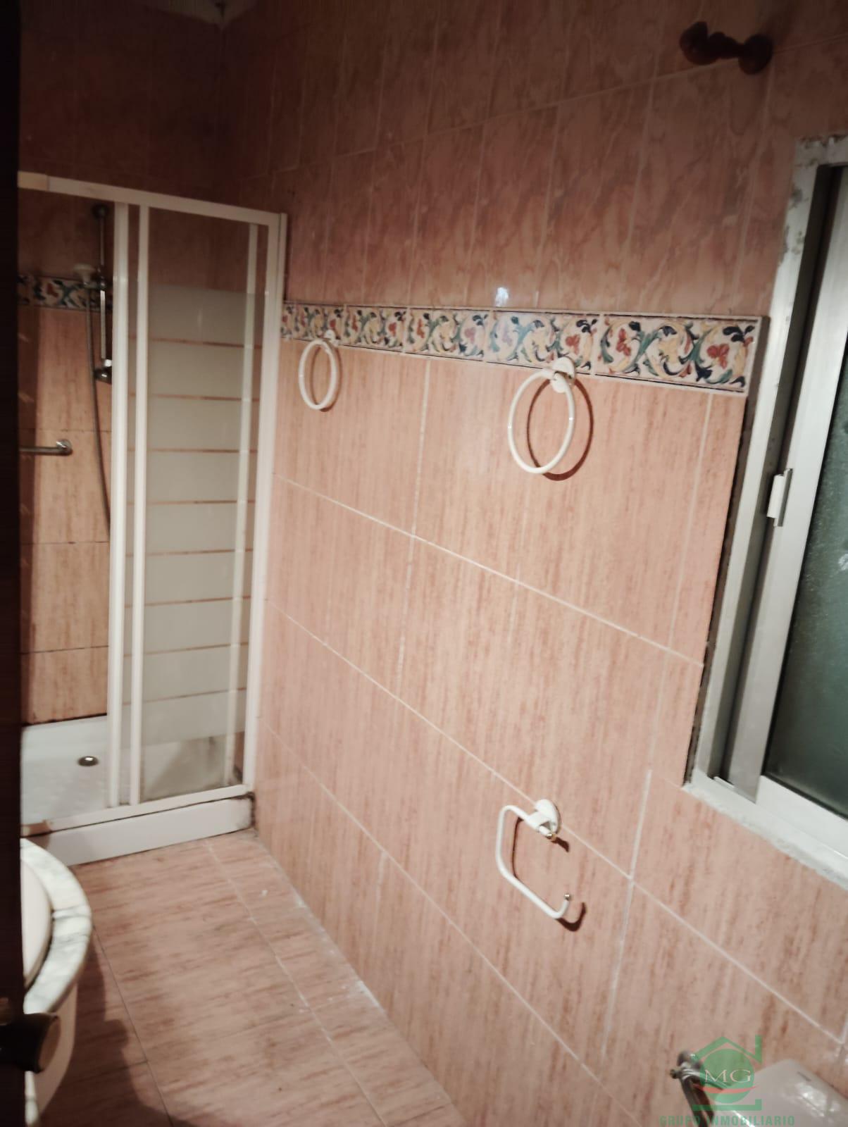 For sale of house in Los Barrios