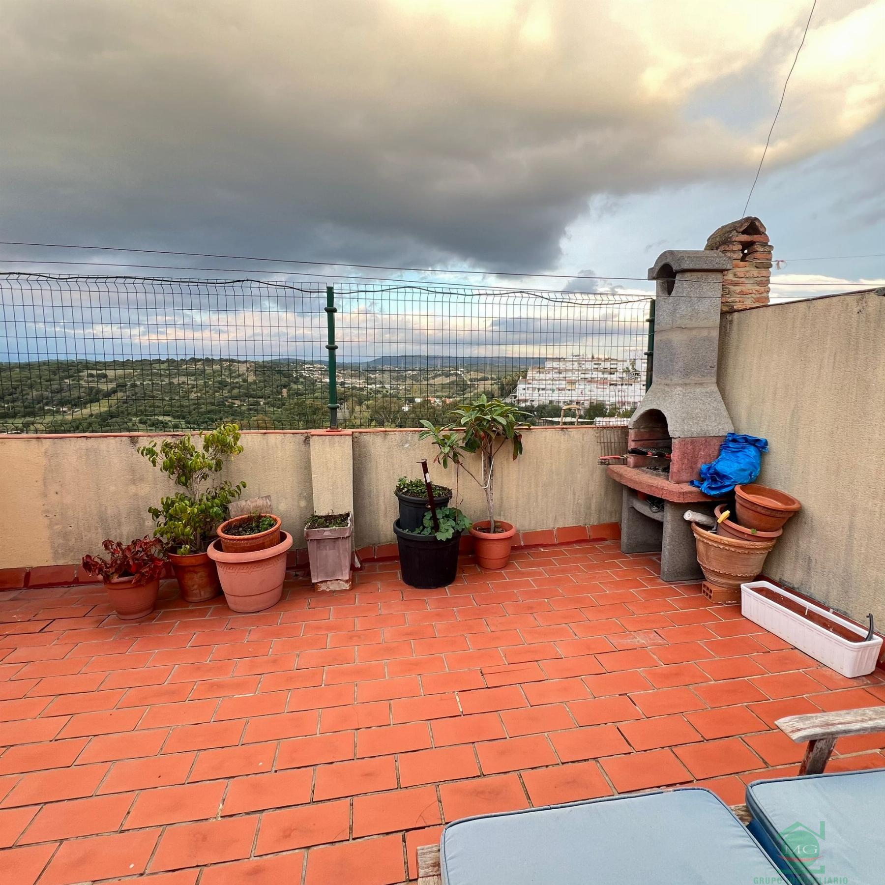 For sale of house in San Roque