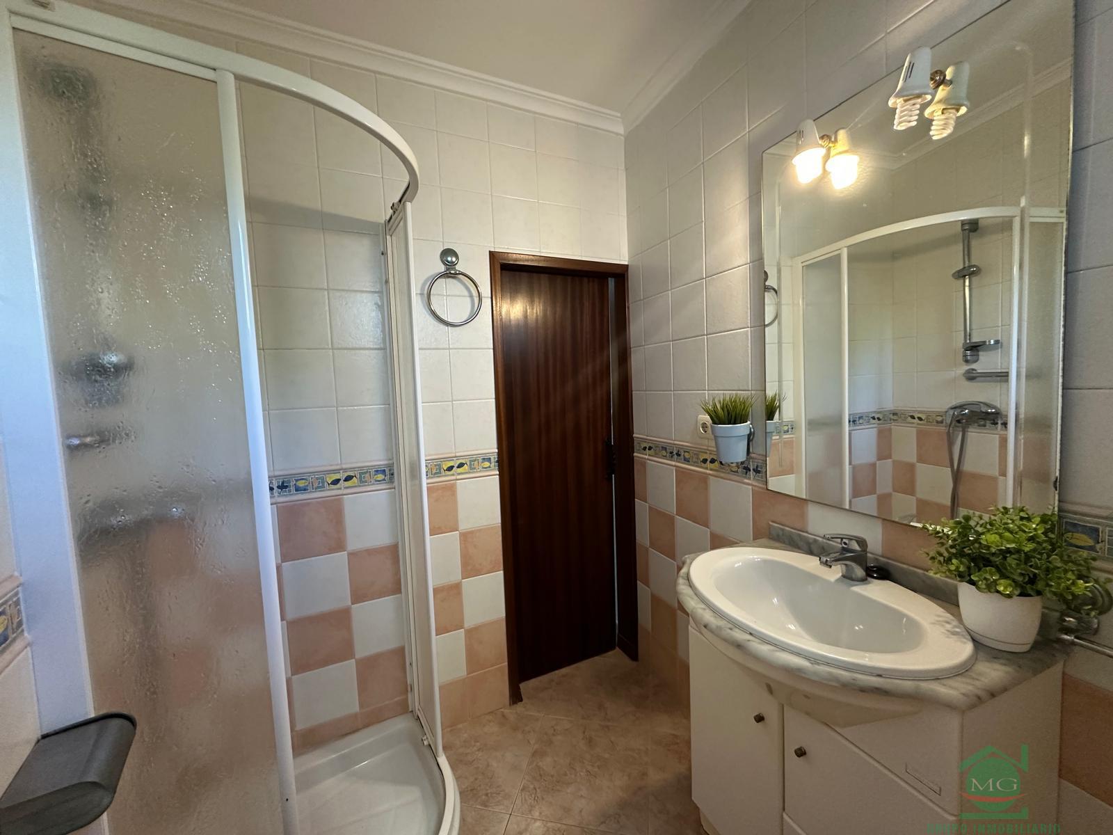 For sale of house in Algeciras