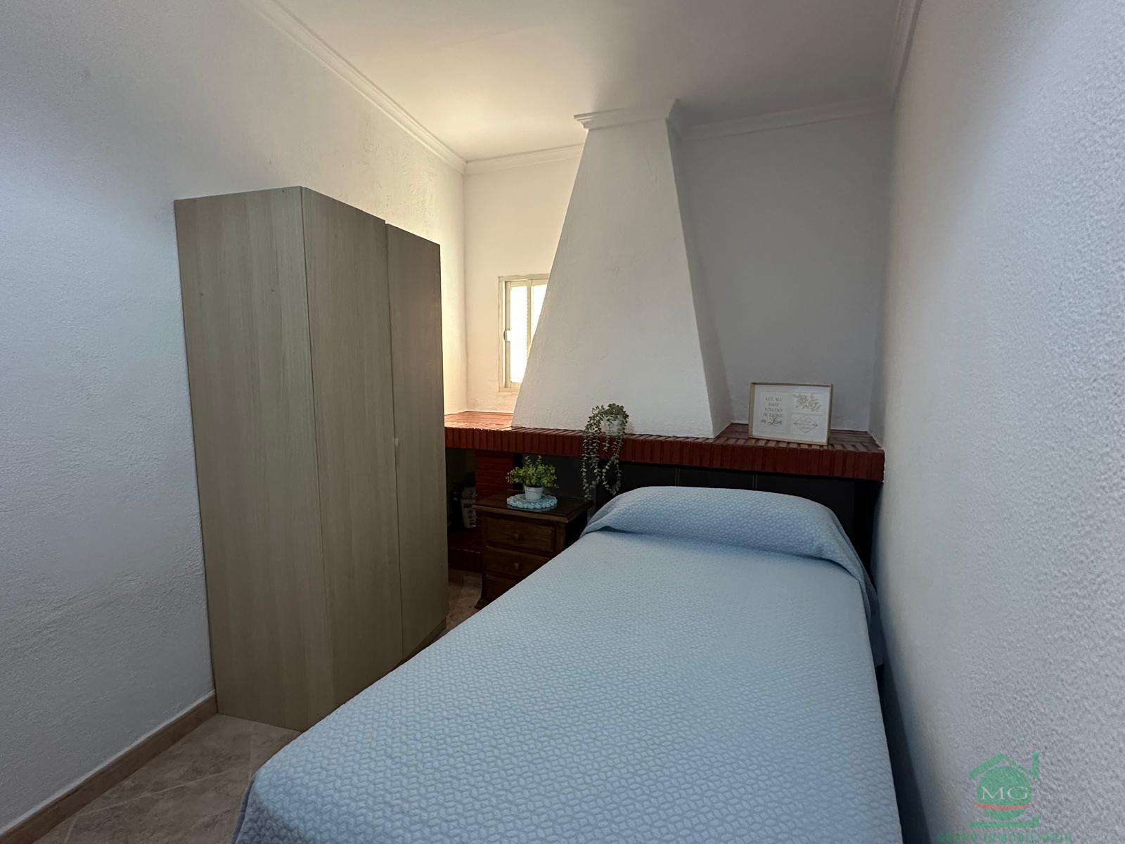 For sale of house in Algeciras