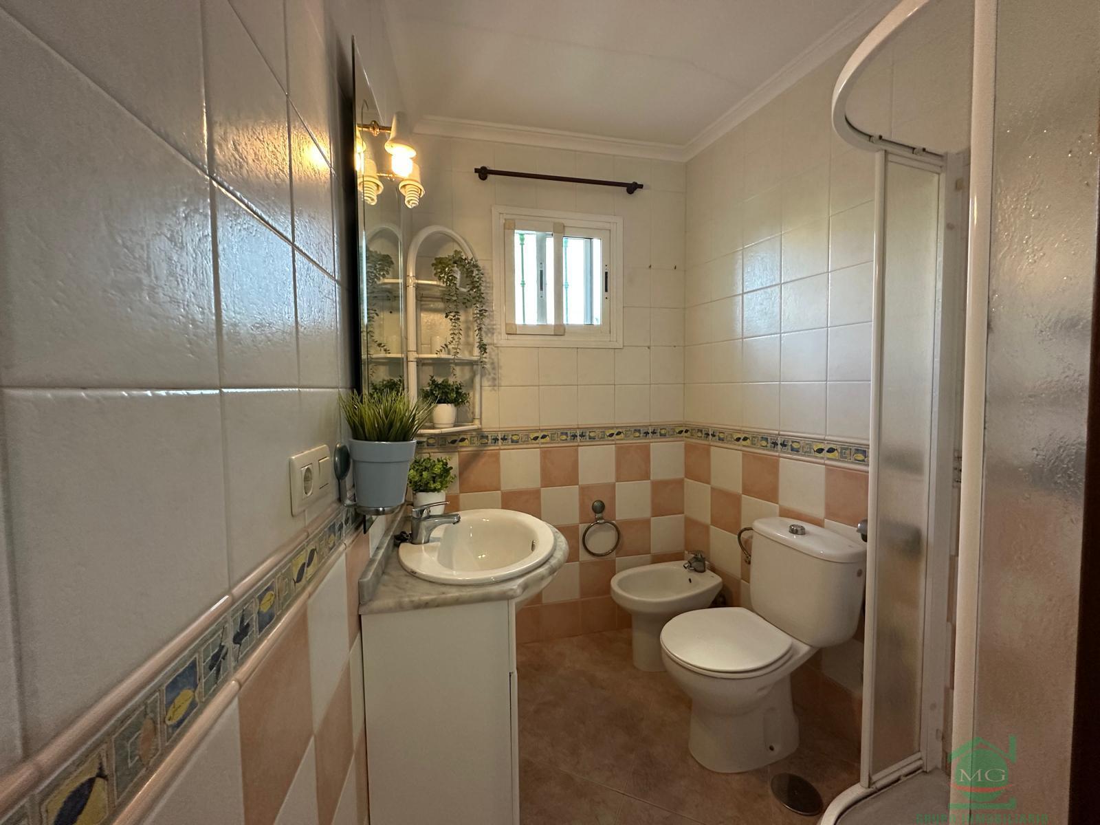 For sale of house in Algeciras