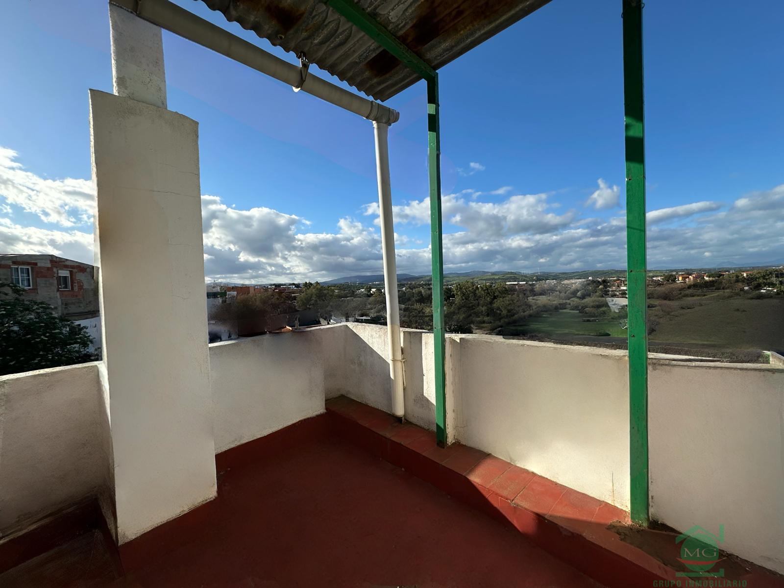 For sale of house in Algeciras