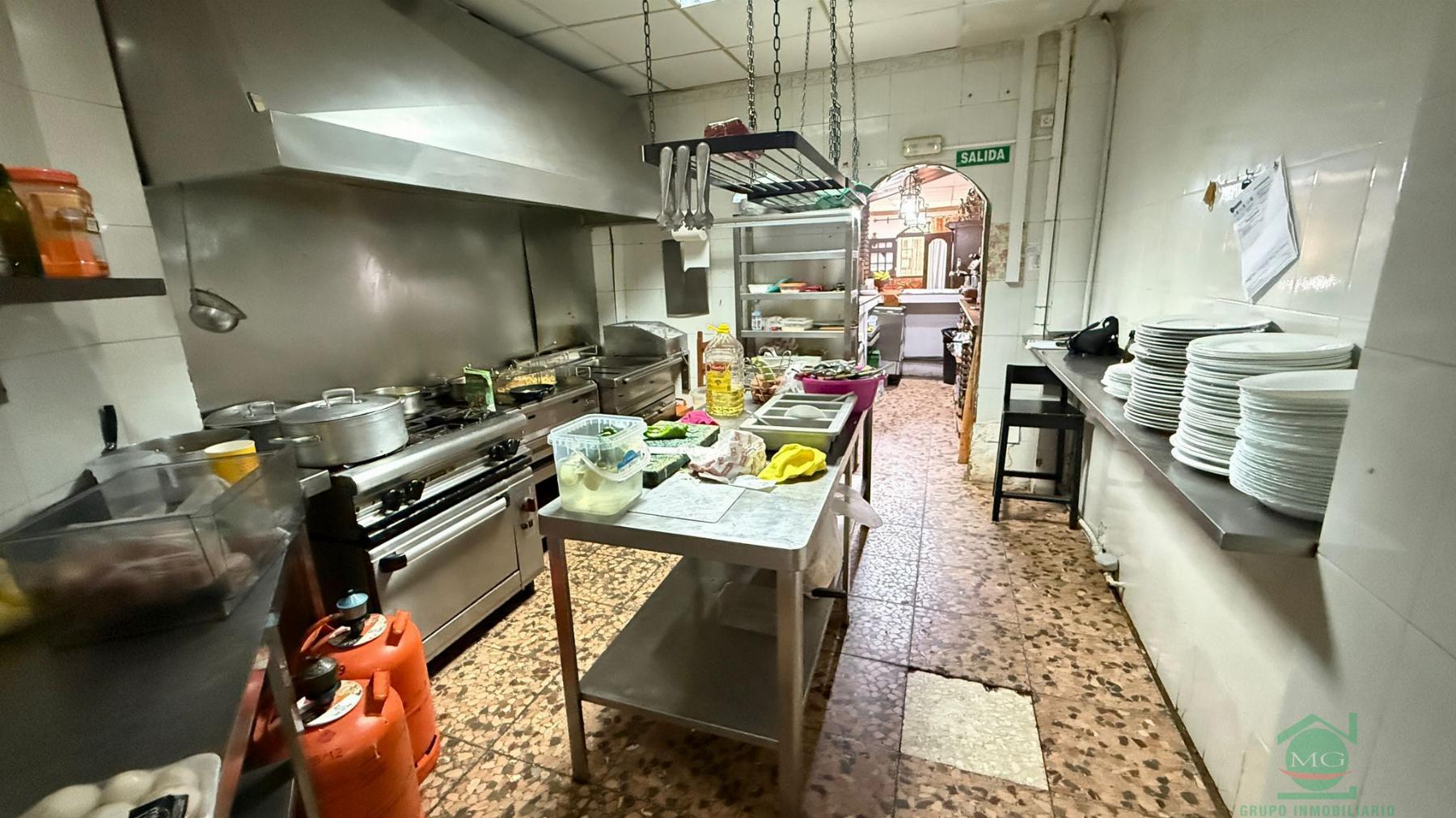 Venta de local comercial en La Linea de la Concepcion