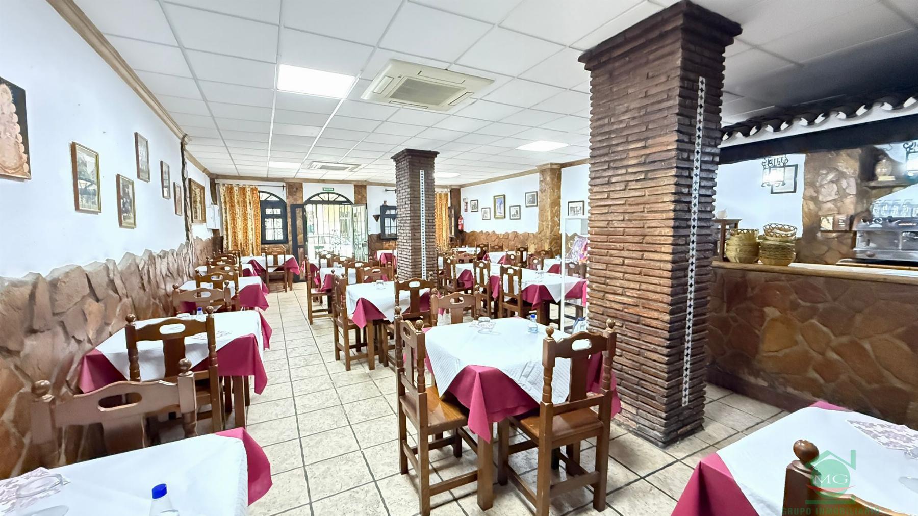 Venta de local comercial en La Linea de la Concepcion